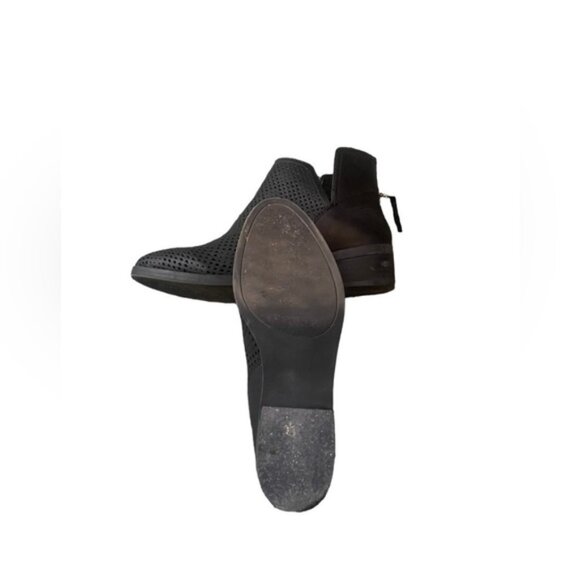 Steve Madden Boots 7 Shoe Black Booties Chunky Heel Shoes Spring Footwear Boot 7 - Picture 10 of 14